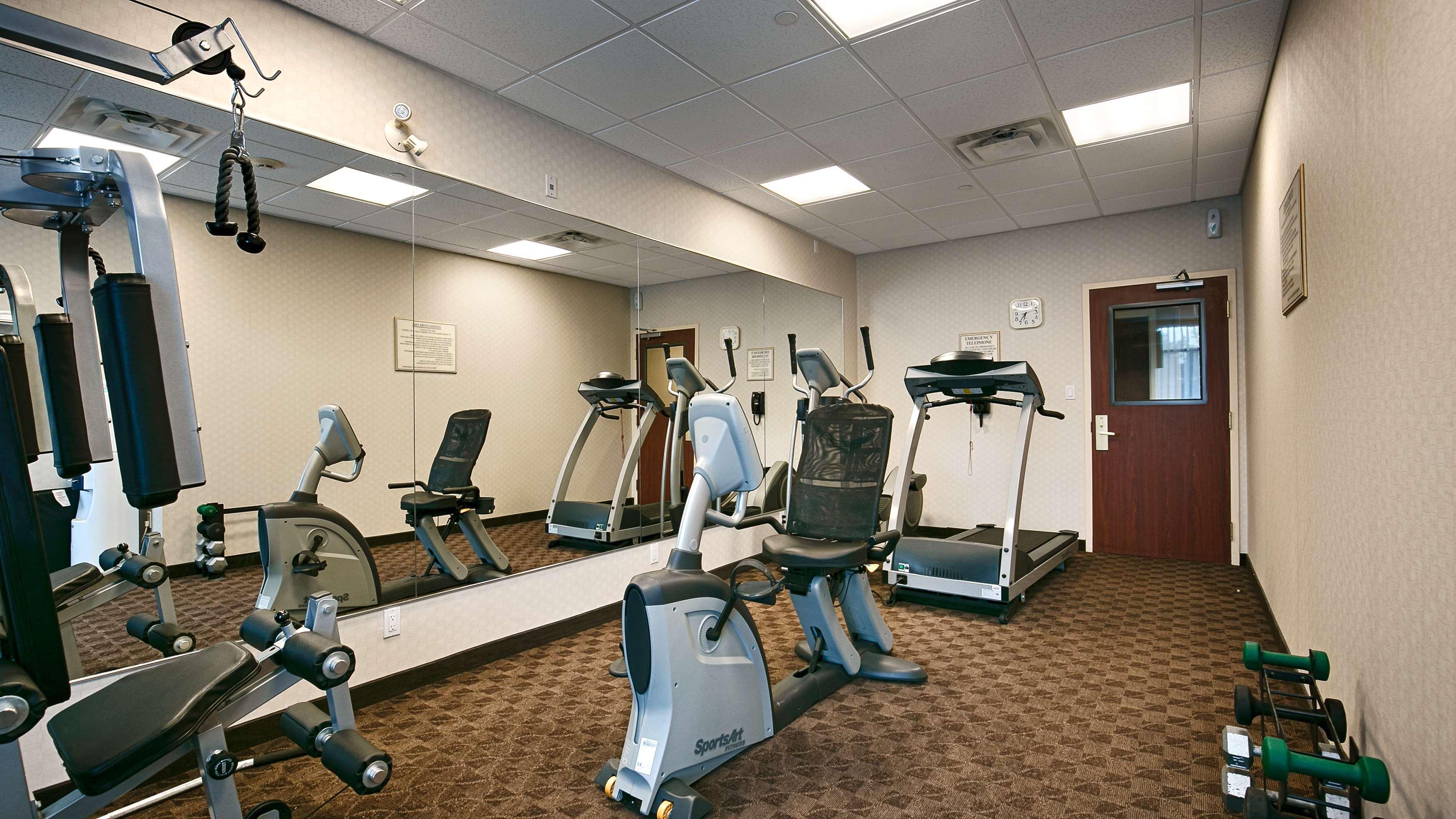Best Western Plus Travel Hotel Toronto Airport Екстериор снимка