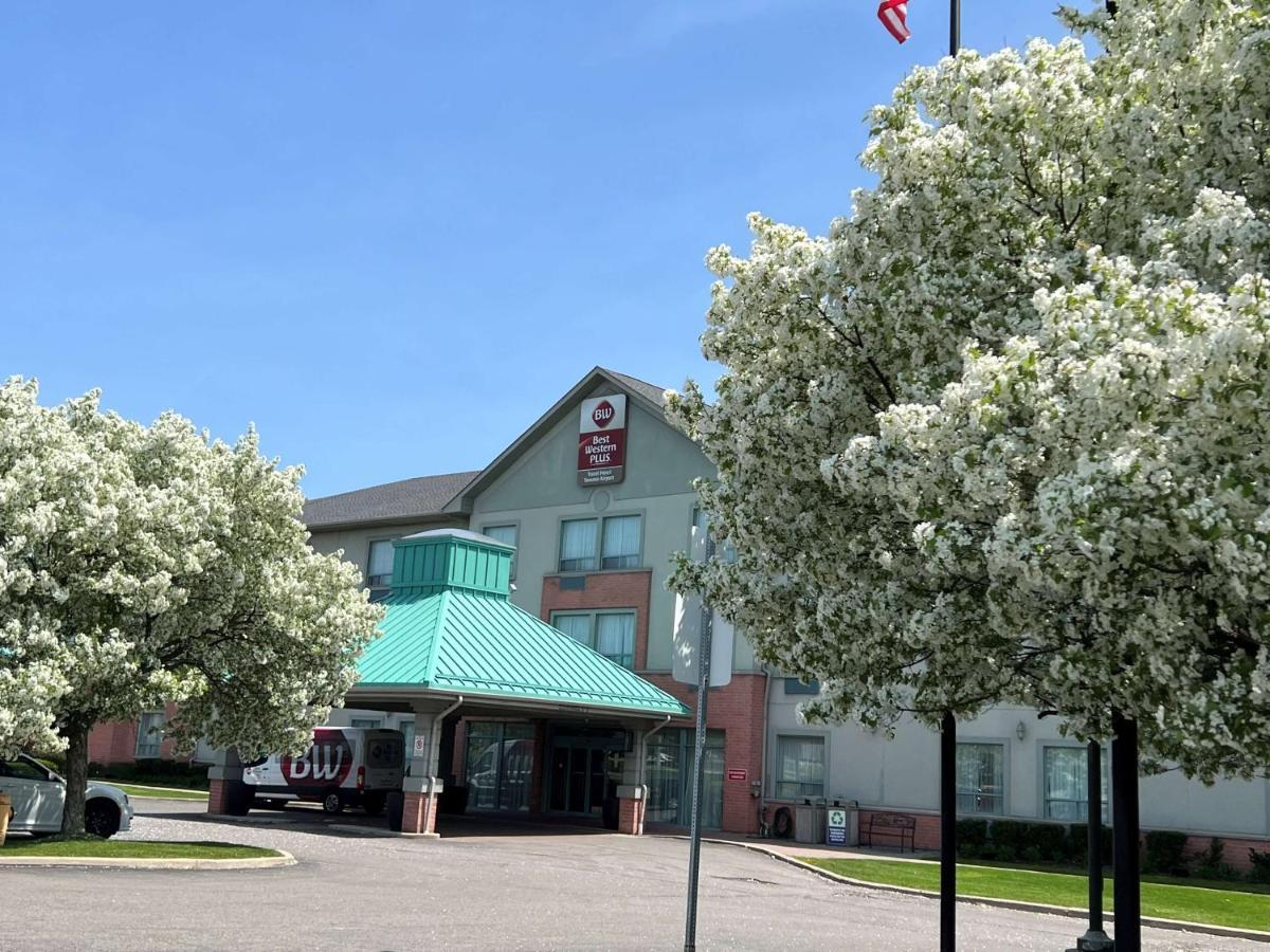 Best Western Plus Travel Hotel Toronto Airport Екстериор снимка