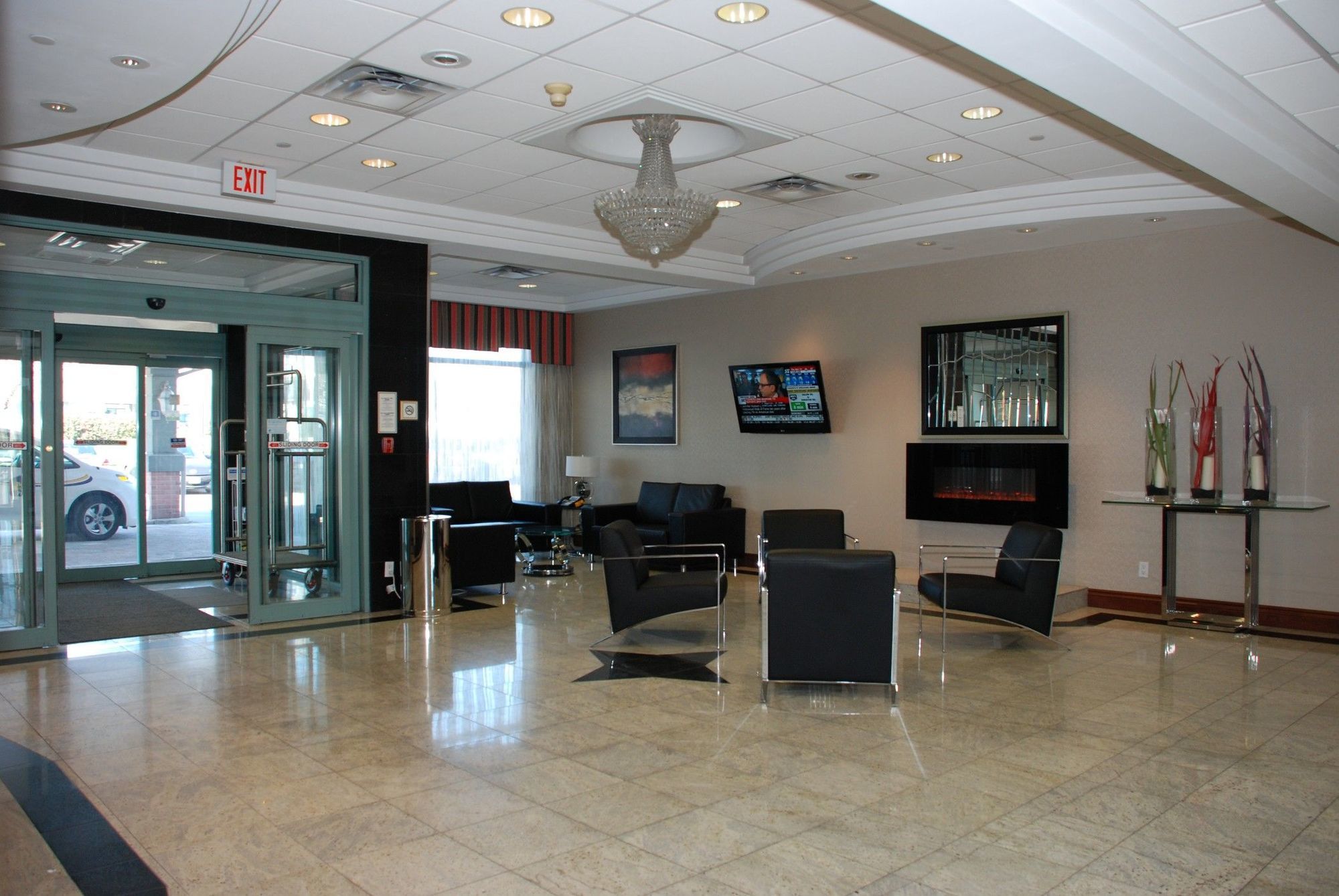 Best Western Plus Travel Hotel Toronto Airport Екстериор снимка