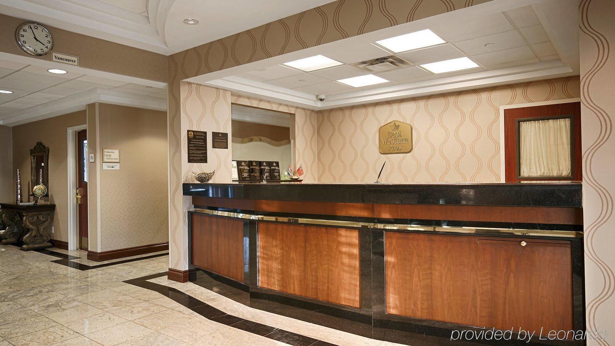 Best Western Plus Travel Hotel Toronto Airport Екстериор снимка
